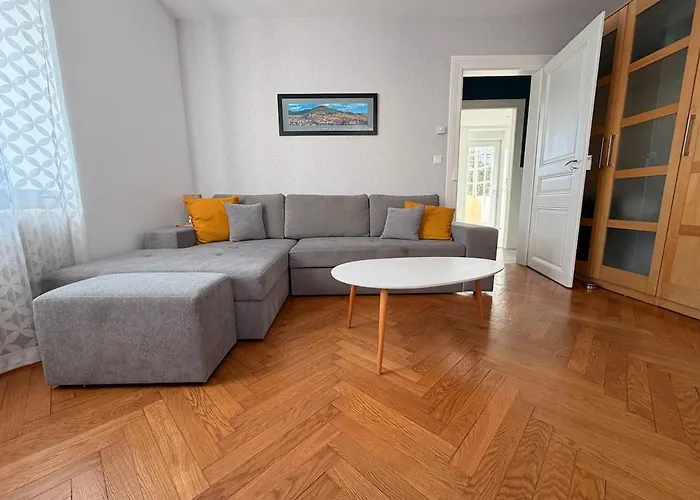 Au Numero 5 - Proche Centre Daire Colmar